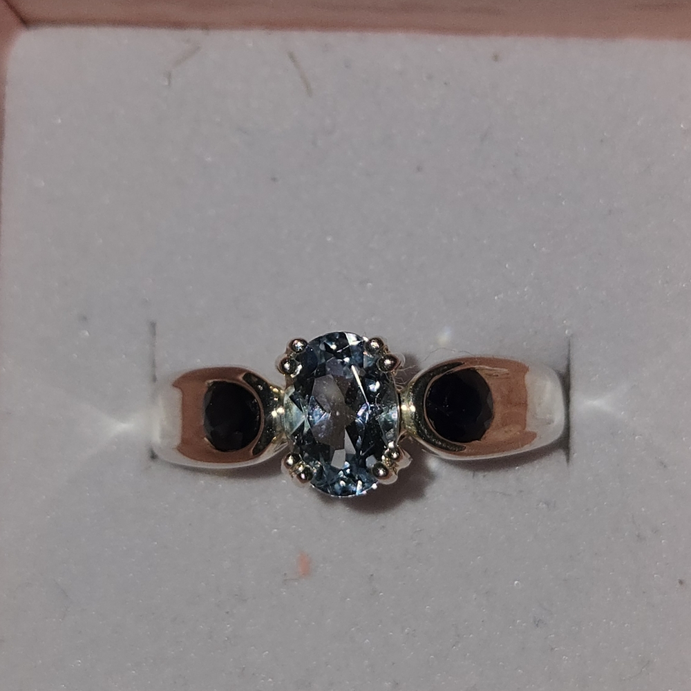 AQUAMARINE. SAPPHIRE SILVER RING - Picture 2 of 4